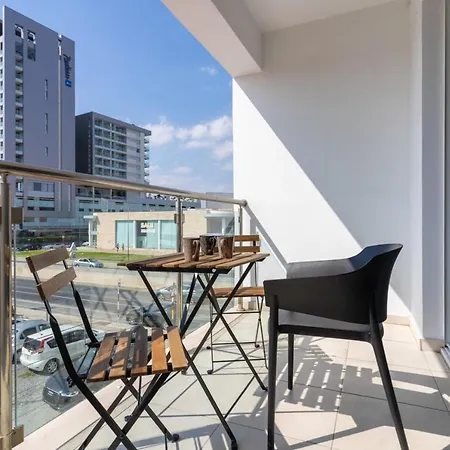 Apartment Harbor 104 Stylish 1-bedroom In *